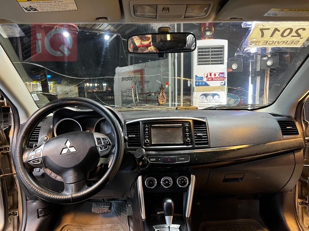 Mitsubishi Lancer